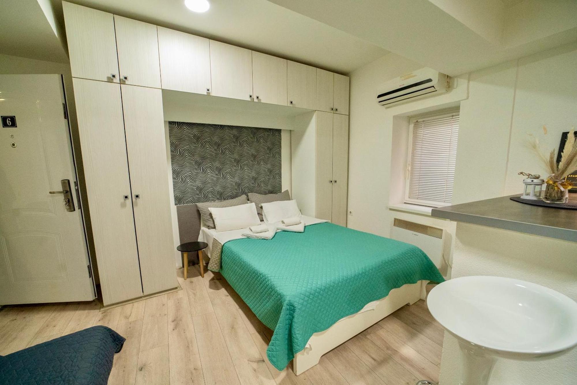 Apartmani Aleksandra U Centru Grada Kragujevac Esterno foto