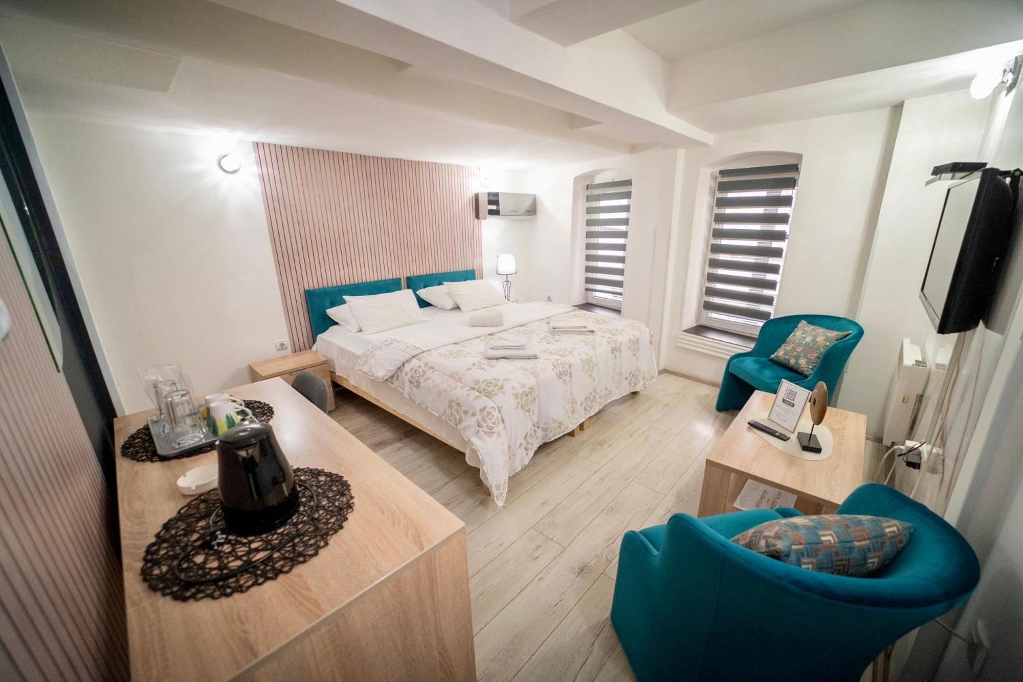 Apartmani Aleksandra U Centru Grada Kragujevac Esterno foto